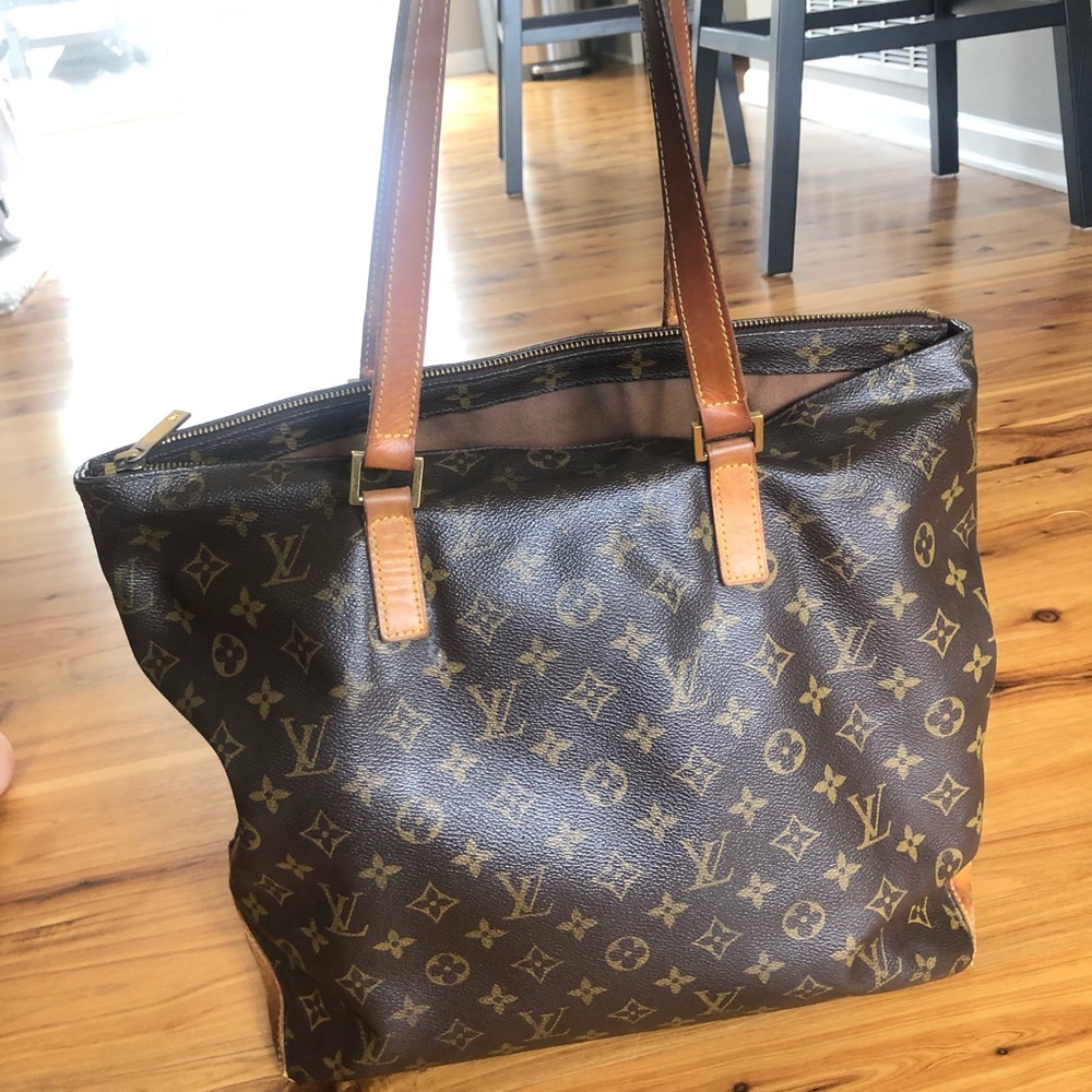 Beautiful Louis Vuitton Cabas Mezzo